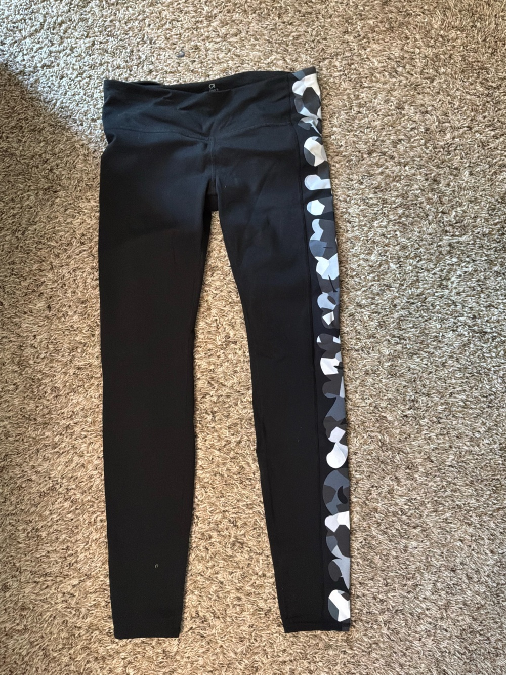 GAP Black Leggings with Gray & White Camo Side Stripe size S